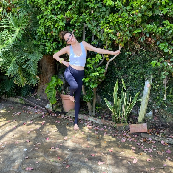 Lululemon Wunder Under Hi-Rise Tight (Full-On Luon 28")
Midnight Navy - Picture 3 of 16